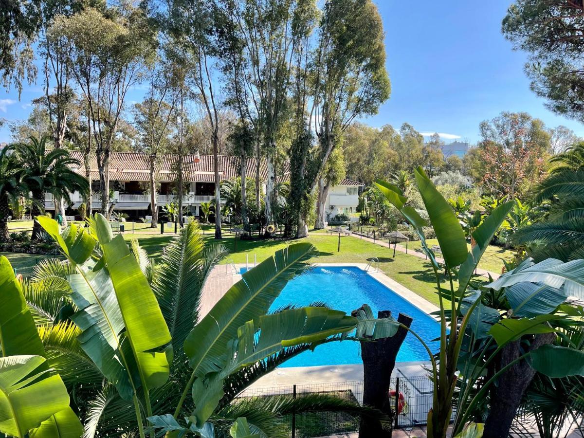 Puerto Banus Pol Suite Y Hada Suite Μαρμπέλλα Εξωτερικό φωτογραφία