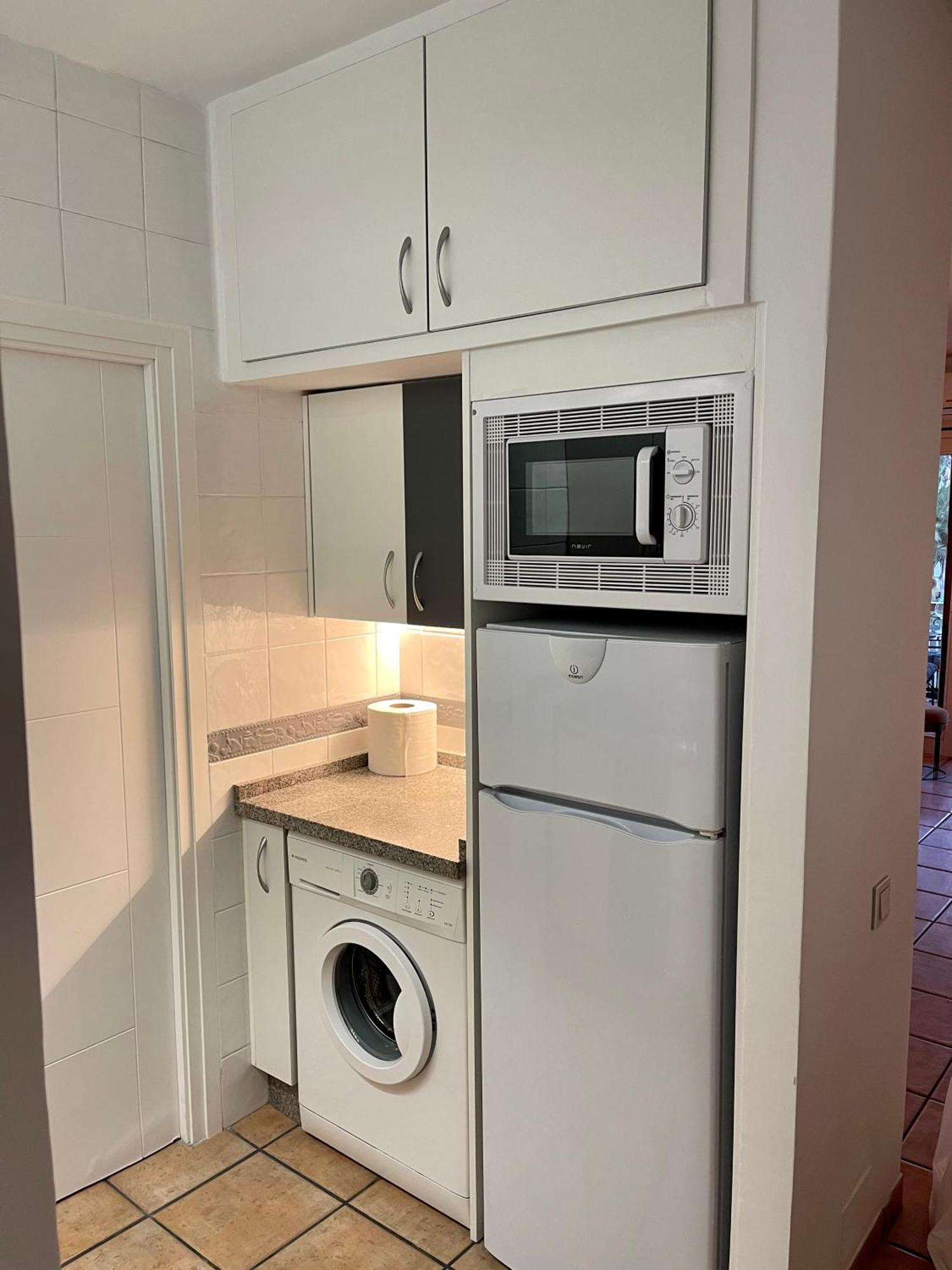 Puerto Banus Pol Suite Y Hada Suite Μαρμπέλλα Εξωτερικό φωτογραφία